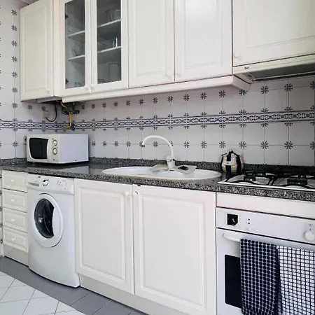 Kasa Kastelo By Ferias In Figueira Apartment